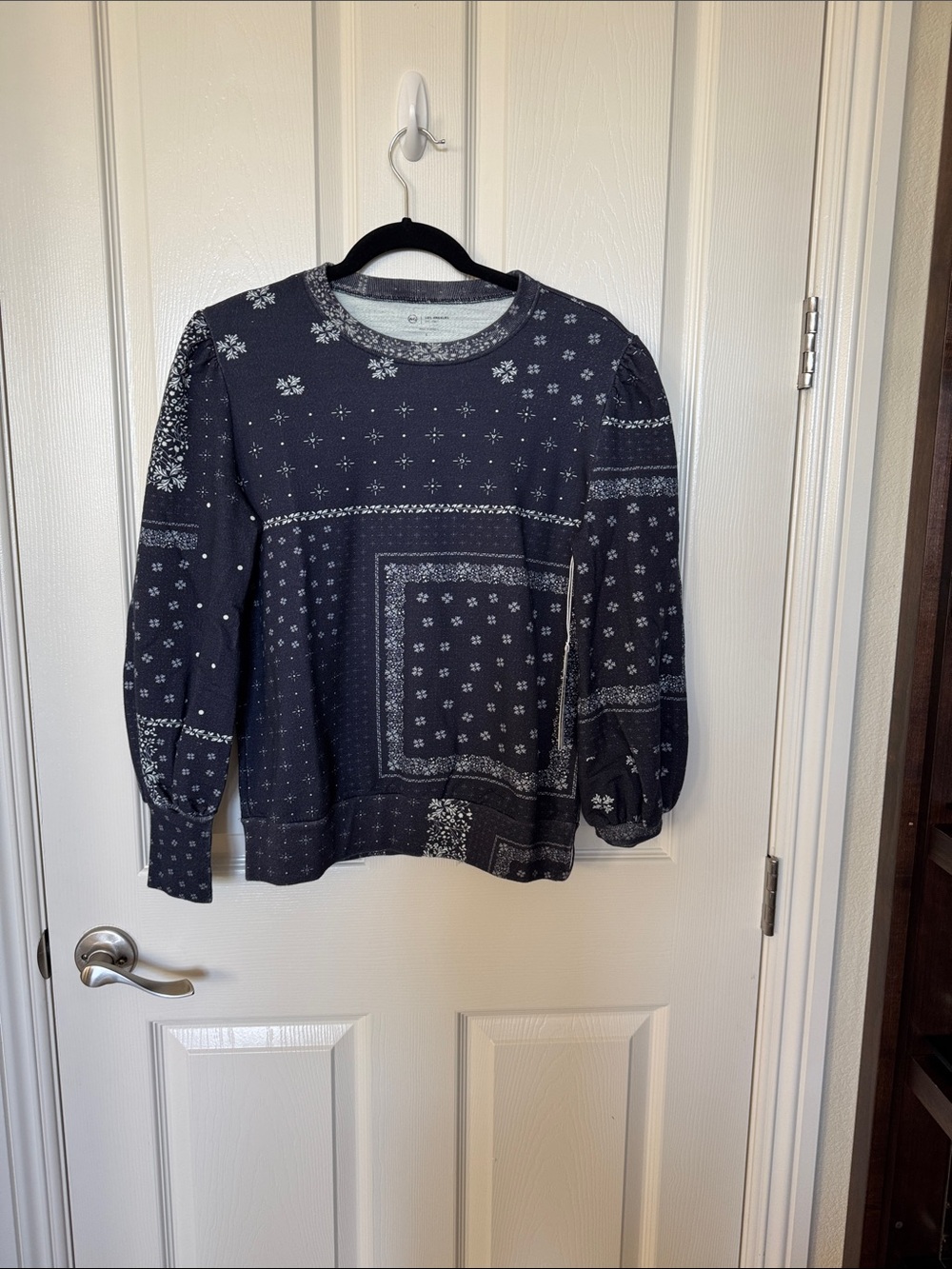 Ag Adriano NWT size small Dark Gray Bandana Print Crewneck Sweater